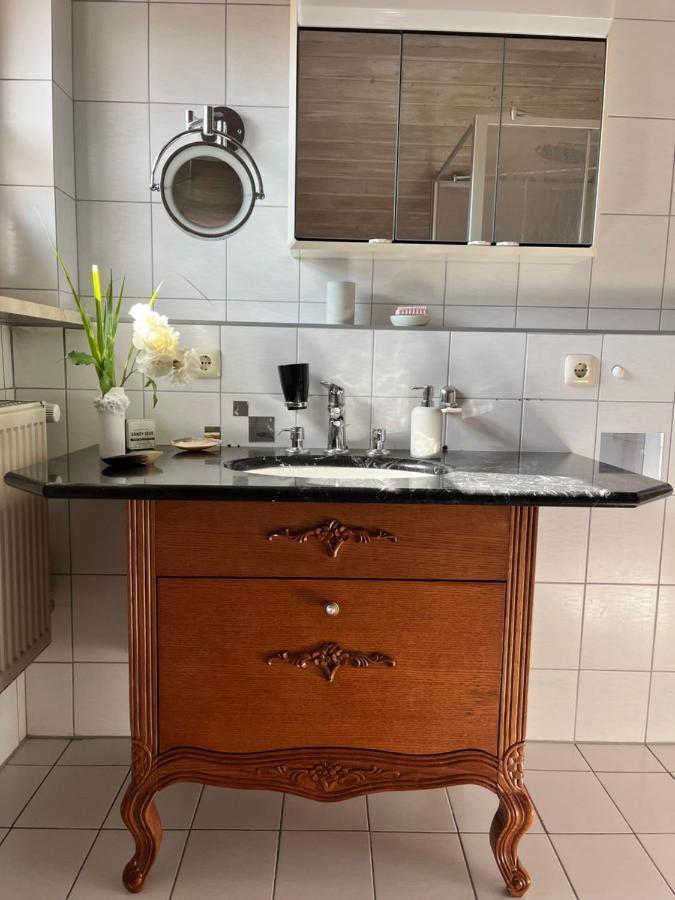 Zimmer Zum Wohlfuehlen Eching  Exterior foto