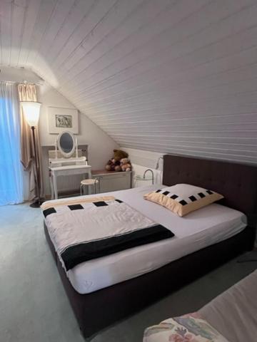 Zimmer Zum Wohlfuehlen Eching  Exterior foto